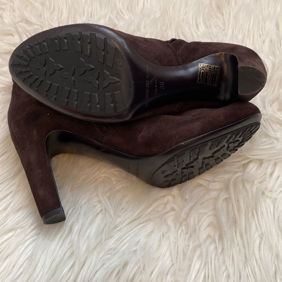Roberto Del Carlo Brown Suede Heeled Booties - Picture 7 of 9